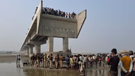 File photo of car accident at under construction bridge in Uttar Pradesh's Bareilly.