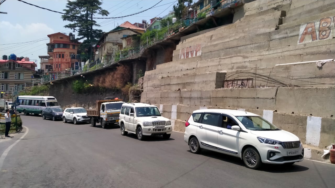 Tourists in Shimla for Christmas and New Year