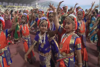 3,782 artists together perform Kuchipudi dance, make to Guinness Book of World Records