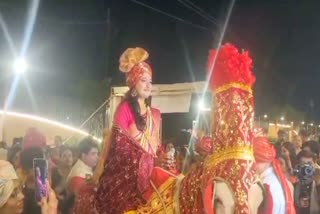 Burhanpur bride arrived sitting on horse