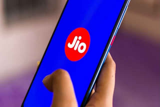 Jio Offers Happy New Year 2024 Prepaid Plan With Extra Validity
