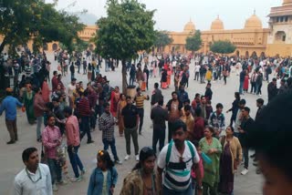 पावणों से गुलजार हुई गुलाबी नगरी