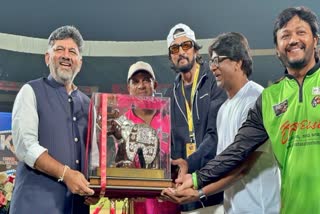 dcm-dk-sivakumar-watched-the-karnataka-film-cup-final