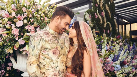 Newlyweds Arbaaz Khan and Sshura Khan cannot take their eyes off each other in first video post wedding