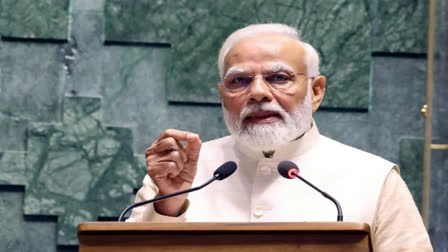 PM CHRISTIANS  pm modi heaped praise on the christian community  Narendra Modi Christian Community  മോദിയുടെ വസതിയില്‍ വിരുന്ന്  മോദിയുടെ വിരുന്ന്  മോദിയുടെ ക്രിസ്‌ത്യന്‍ സ്നേഹം  ഉപനിഷത്തുക്കളും ബൈബിളും  ക്രിസ്തു ദേവന്‍