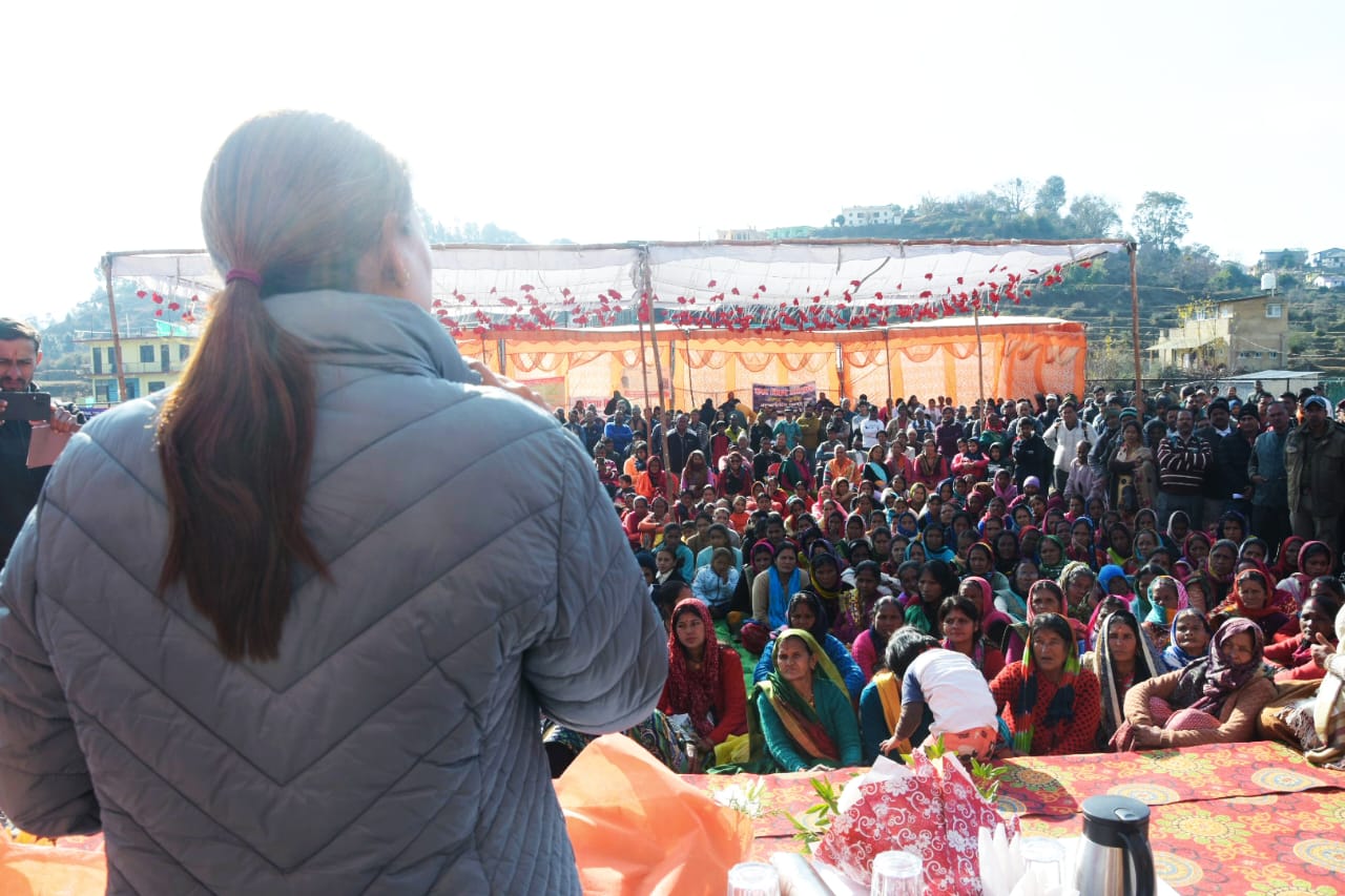 Cabinet Minister Rekha Arya reached Ranikhet