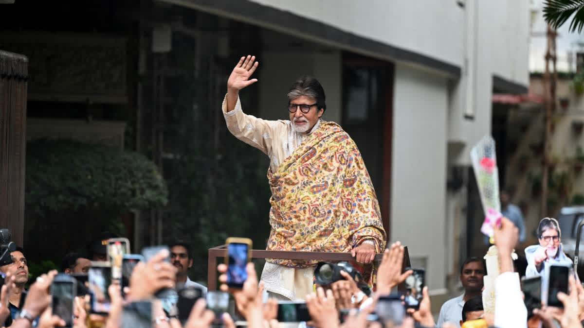 From riding pillion on zooming motorbikes to round-the-clock airport stakeouts, India's celebrity-hunting paparazzi photographers have gone from "outcasts" to becoming a key part of Bollywood's vast film industry machine.