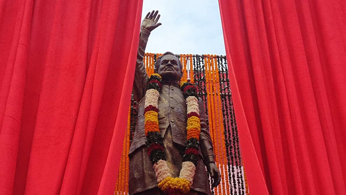 Atal Bihari Vajpayee Statue