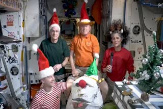 nasa-astronauts-sunita-williams-and-her-crew-celebrate-christmas-in-space-share-greetings