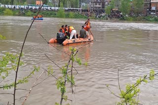 Boat capsized near Calangute beach in Goa