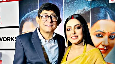 Kanchan Mullick with wife