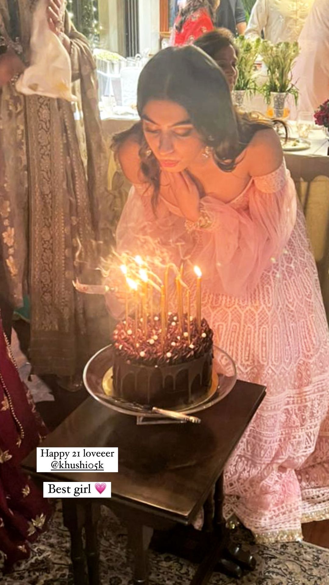 Khushi Kapoor turns 21, see what sisters Janhvi and Anshula posted