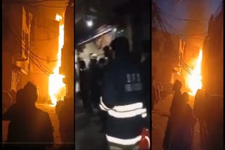 fire breaks out in house in Delhi