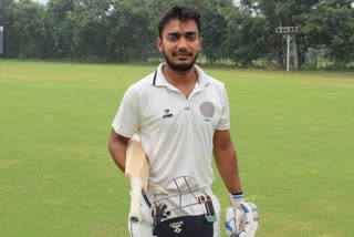 tanmay-agarwal-fastest-fc-triple-ton-hyderabad-ranji-trophy