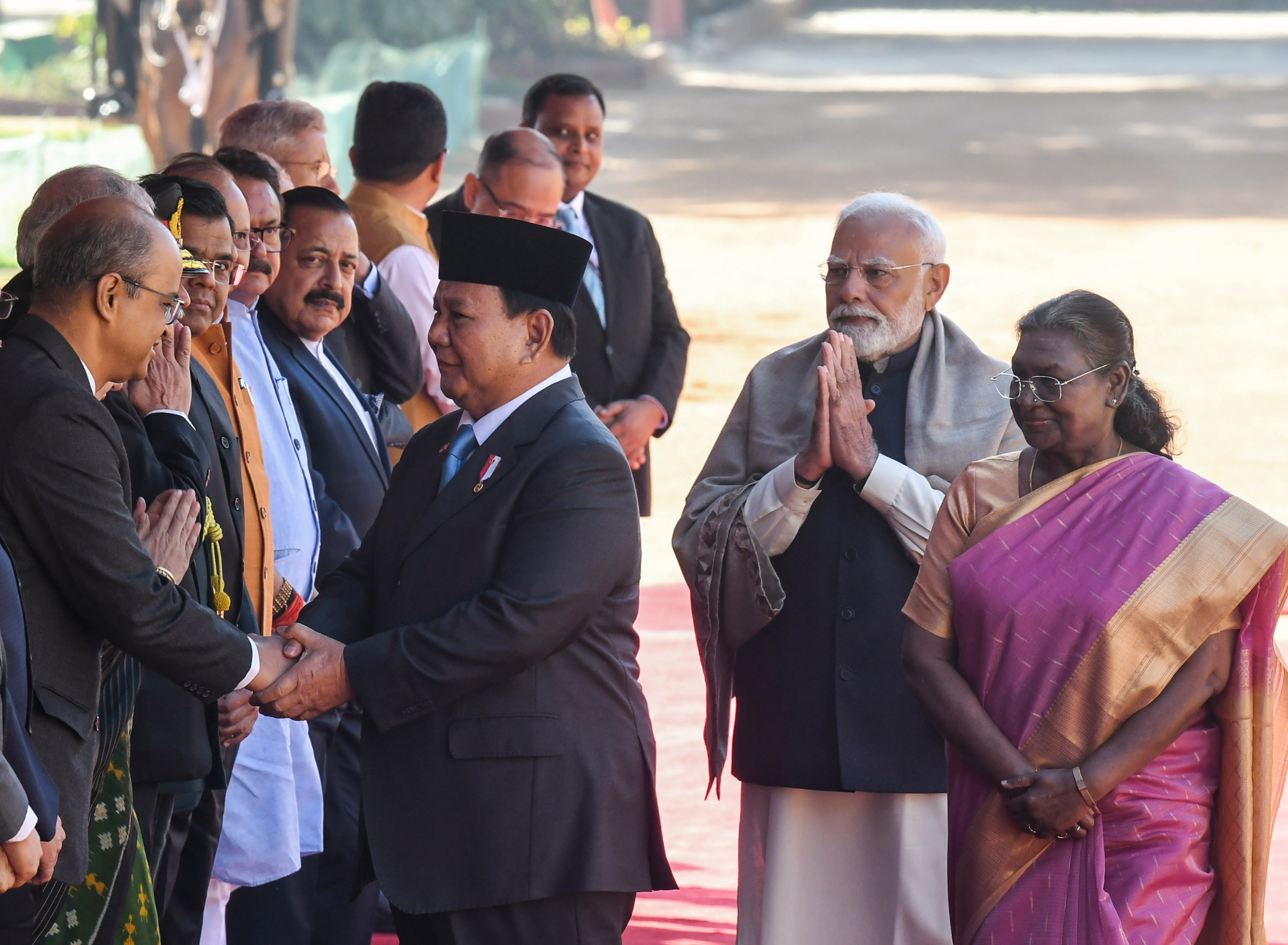 President Droupadi Murmu, Prime Minister Narendra Modi and President of Indonesia, Prabowo Subianto during a ceremonial welcome of Subianto, at the forecourt of Rashtrapati Bhavan, in New Delhi on Saturday.