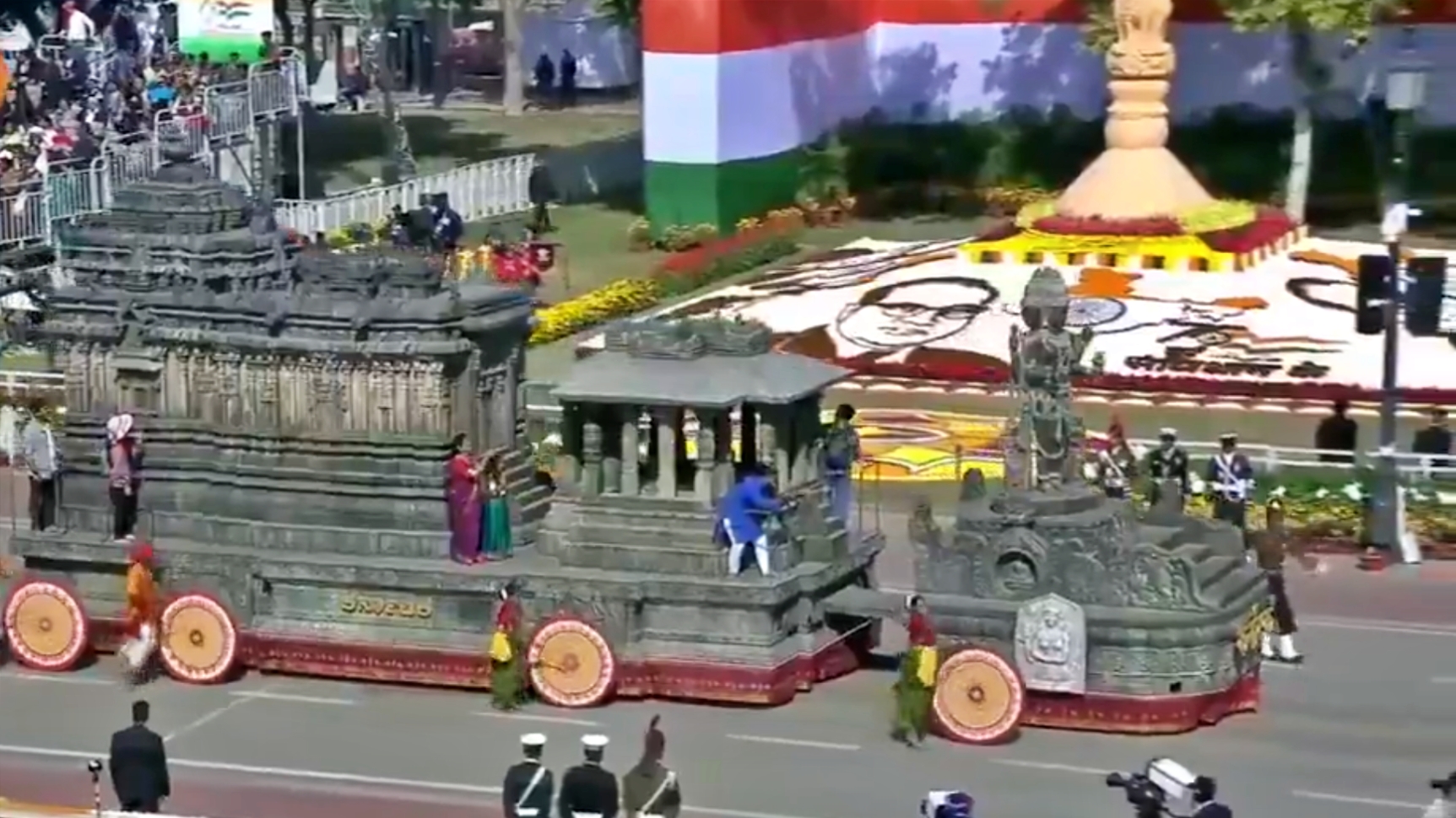 Karnataka's Lakkundi tableau draws attention at Delhi Republic Day parade