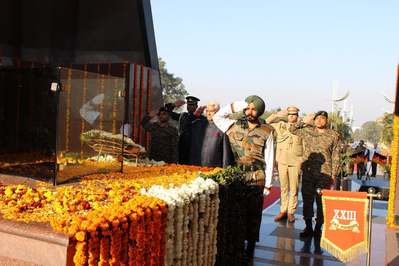 Tiger Division Of Indian Army Celebrated 76th Republic Day At Balidan Stambh Jammu