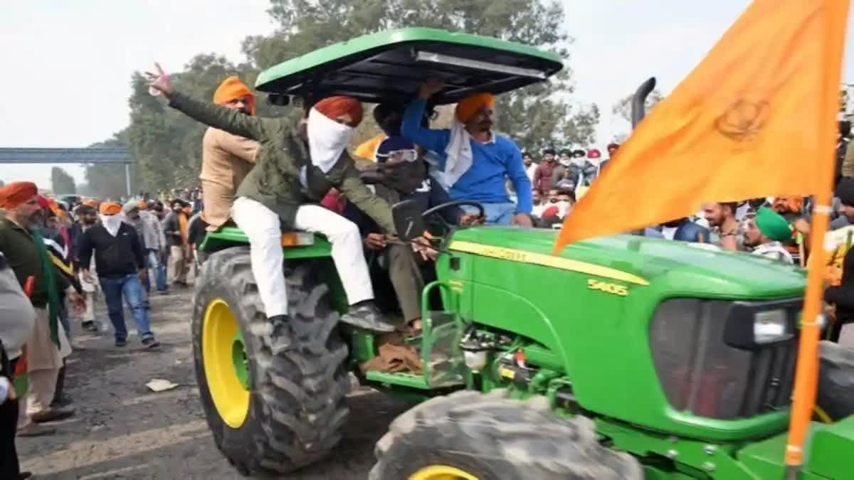 Farmers take out tractor march during Delhi Chalo protest