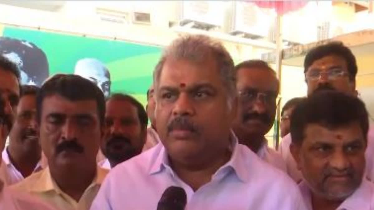 The Tamil Maanila Congress Party chief G. K. Vasan made the official announcement and said that his late father always had a national outlook, and the decision to form a coalition with the BJP was comprised of issues like the welfare of Tamil Nadu and Tamils and a strong and prosperous India.