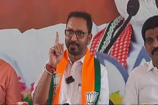 BJP State President K Surendran  VD Satheesan  കേരളാ മുഖ്യമന്ത്രി  ബിജെപി  മാസപ്പടി കേസ്