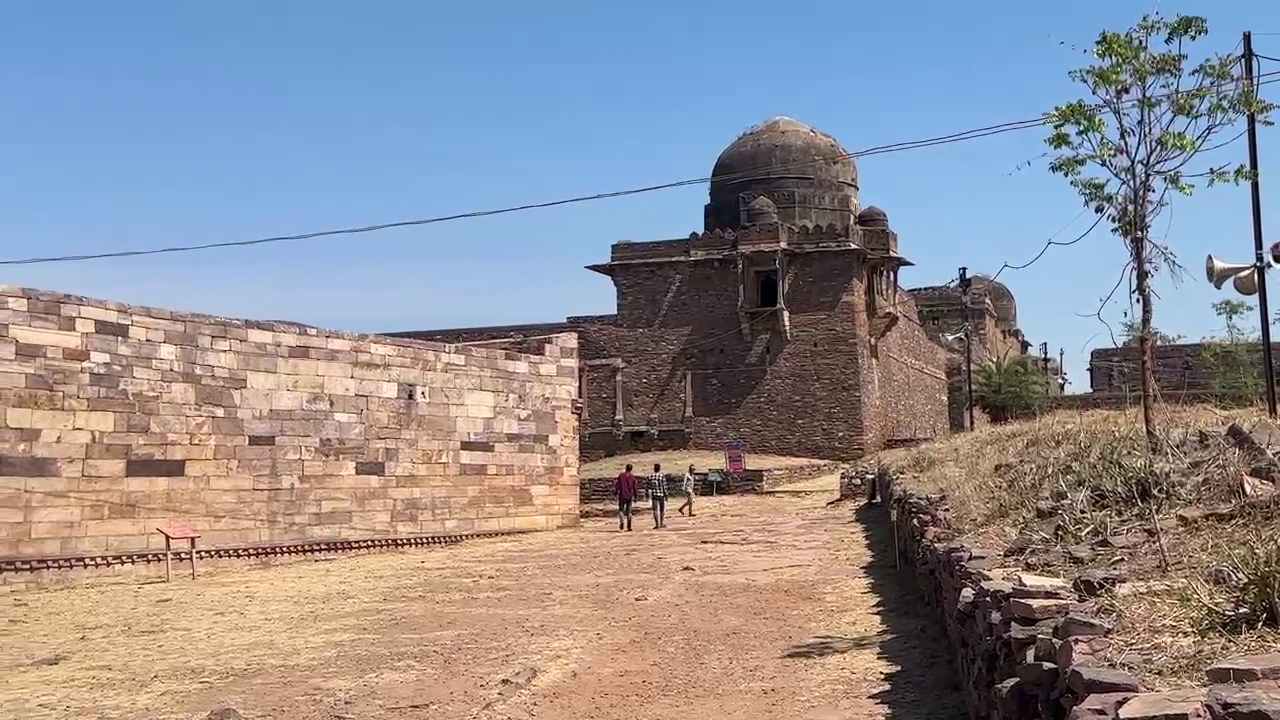 RAISEN SOMESHWAR MANDIR HISTORY