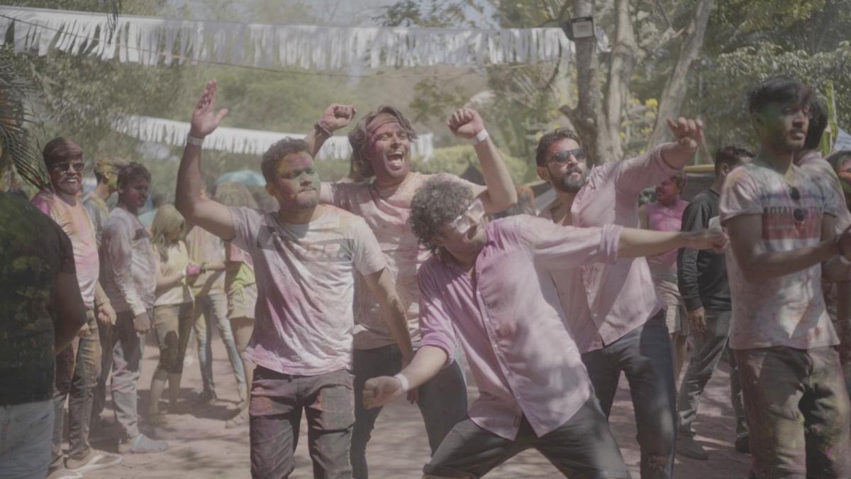 holi song from back benchers