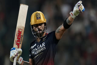 India star batter Virat Kohli took a dig at his former Indian coach Ravi Shastri for his 'prompting the game' remark on the ex-RCB captain's inclusion in the upcoming T20 World Cup squad.