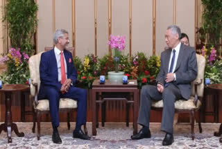 External Affairs Minister Jaishankar discussed the green economy with the Prime Minister of Singapore