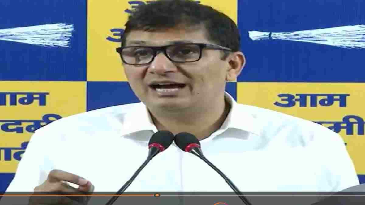सौरभ भारद्वाज का सीएम रेखा पर  झूठ बोलने का आरोप