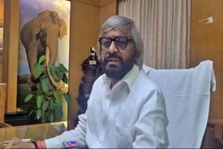 eshwar khandre