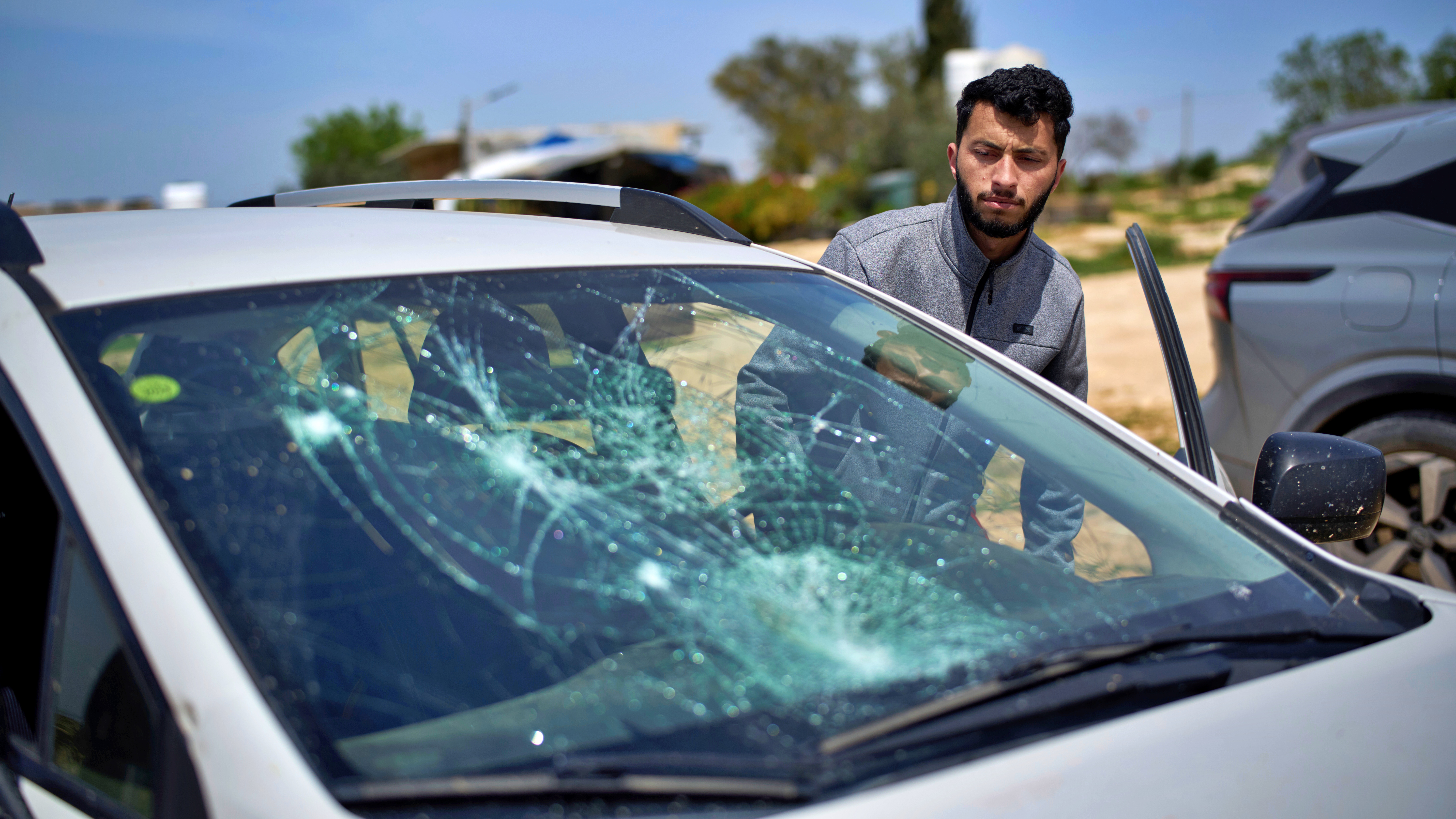Oscar Winning Palestinian Director Says Israeli Soldiers Beat Him Kept Him Blindfolded For 20 Hours After Attack By Settlers
