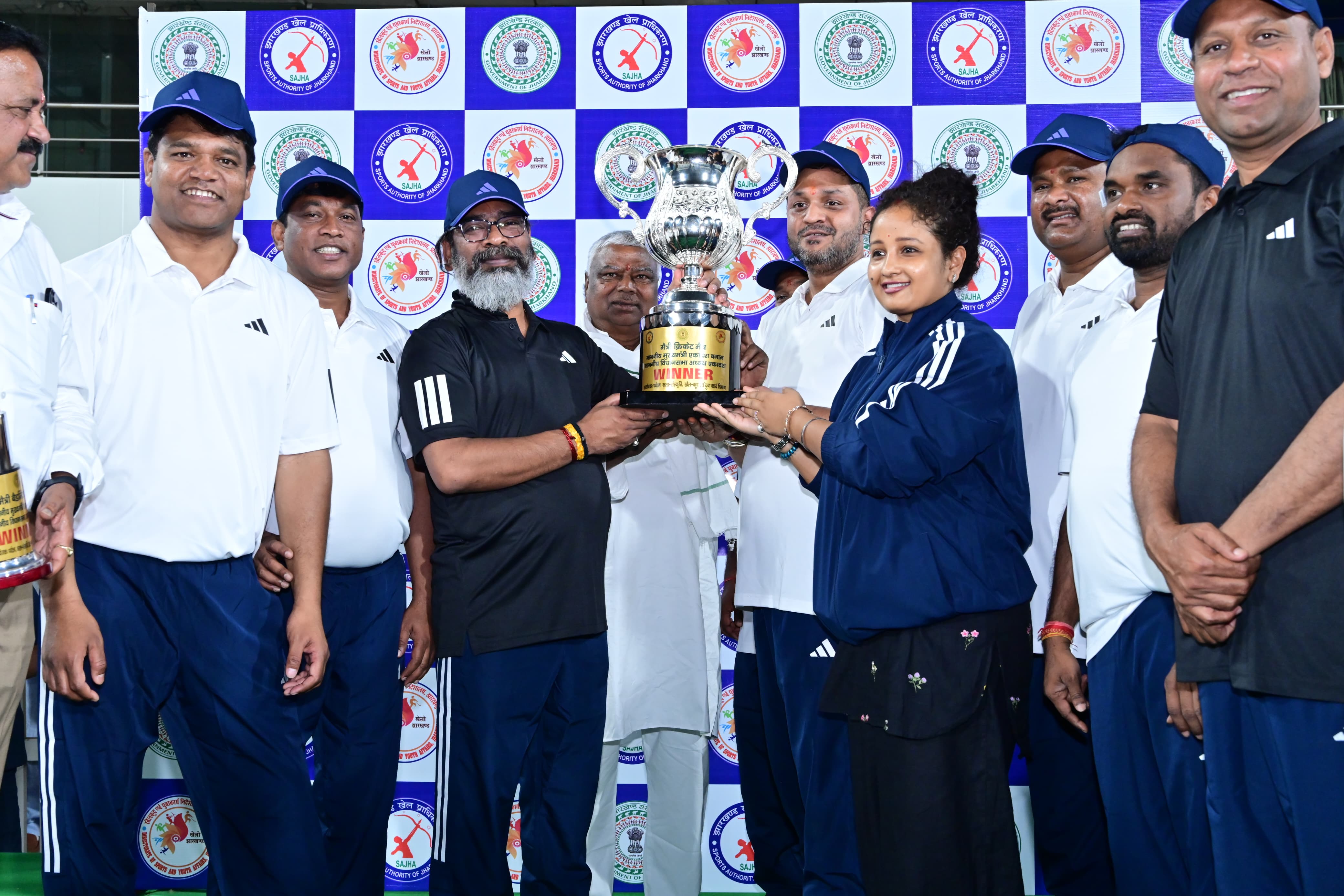 CM11 won friendly cricket match