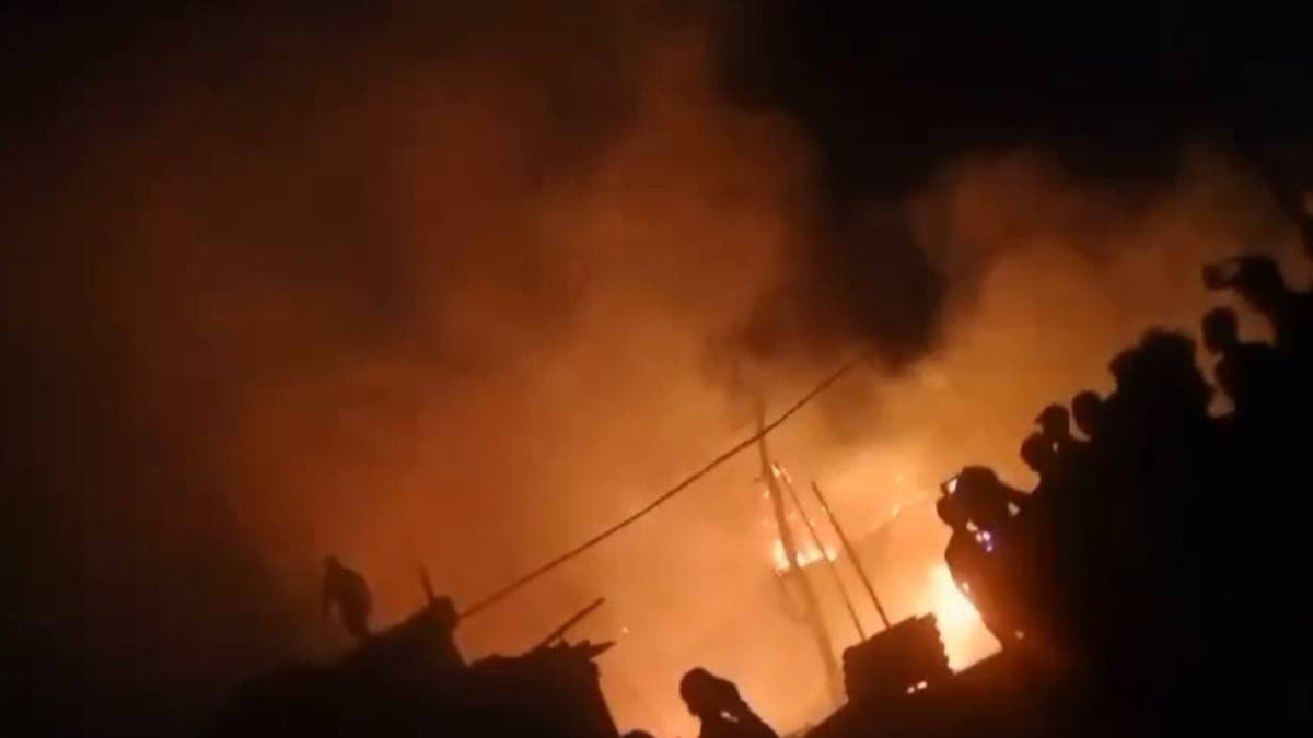 fire-broke-out-due-to-fireworks-at-wedding-ceremony-in-darbhanga-bihar-many-people-died