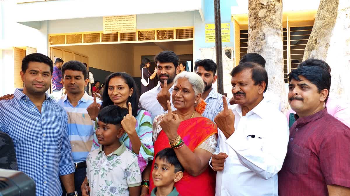 BIGGEST FESTIVAL  DEMOCRACY  DR C N MANJUNATH CASTS VOTE  BENGALURU