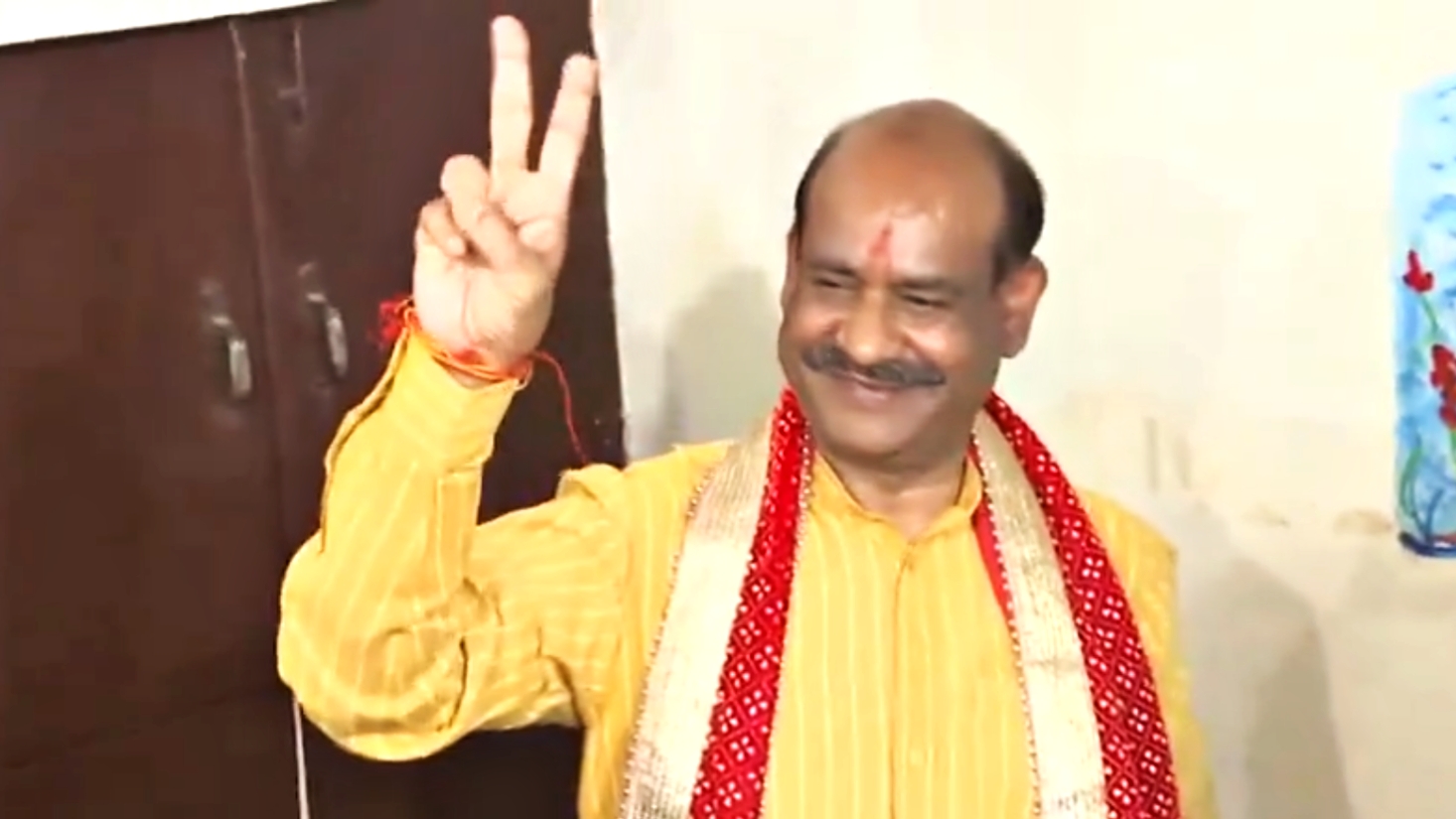 Om Birla casts his vote