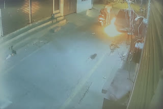 Fire in Car in Fatehabad
