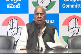 Congress Leader Hanumantha Rao Emotional