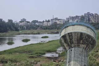 નદી-તળાવ હોવા છતાં ઉનાળામાં અહીંના લોકો પાણી માટે વલખાં મારે છે