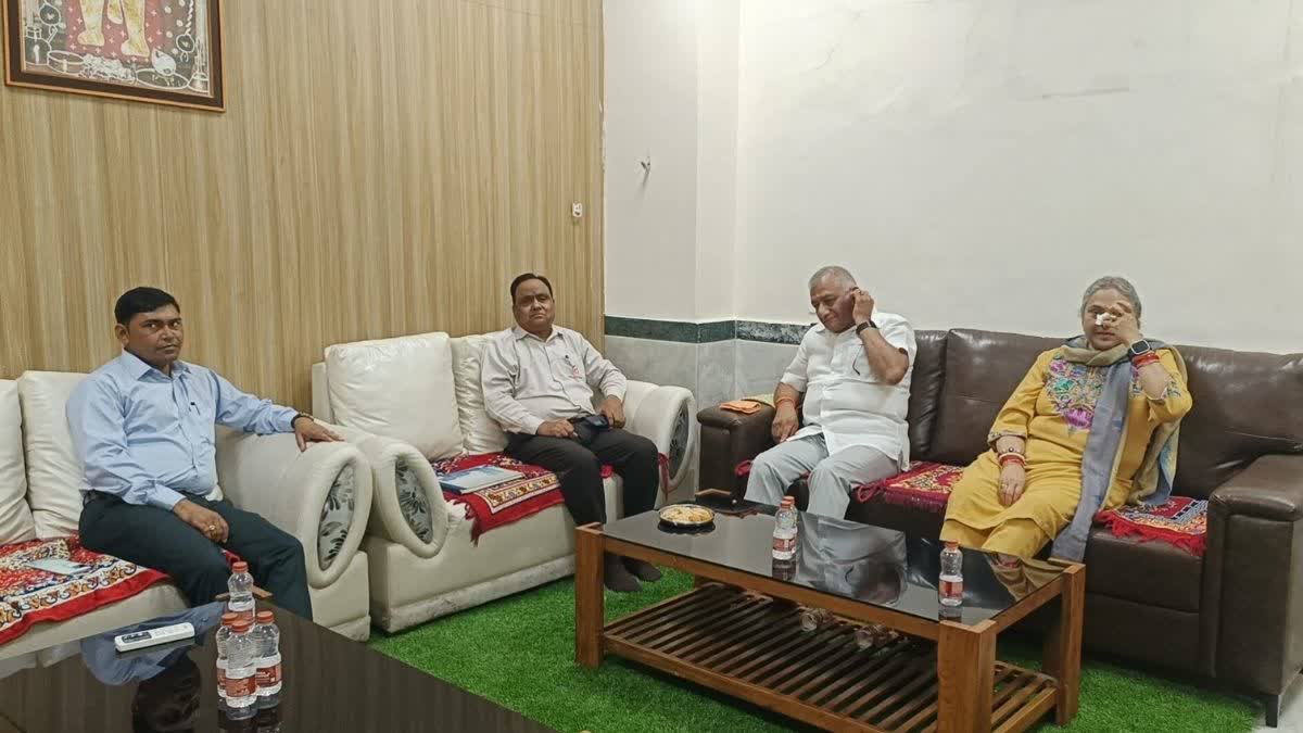 VK Singh visits Mehandipur Balaji