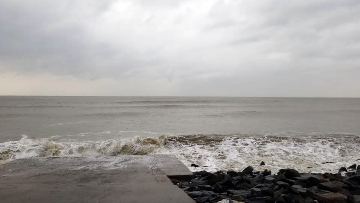 Cyclone Remal hits Bangladesh coast