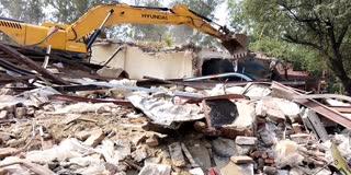 केशव नगर में चला DDA का बुलडोजर