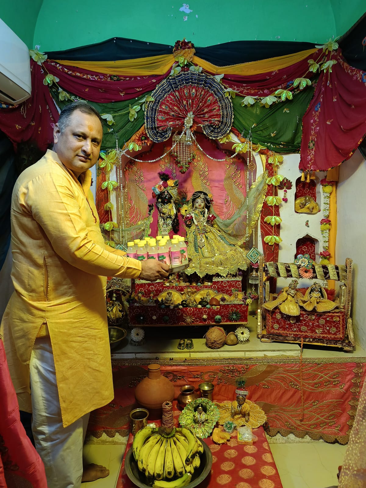 मंदिरों में एसी-कूलर की व्यवस्था