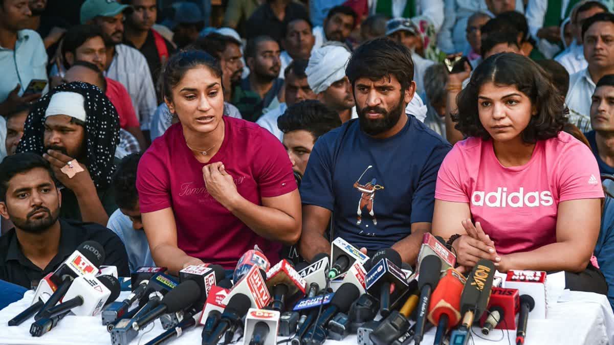 Wrestlers Protest