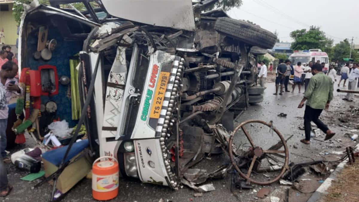 25 injured as private travel bus overturned in Telangana's Peddapalli