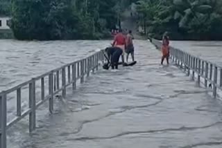 പത്തനംതിട്ട മഴക്കെടുതി  PATHANAMTHITTA RAIN UPDATES  PATHANAMTHITTA RAIN ISSUE  അരയാഞ്ഞിലി മൺ കോസ്‌വേ