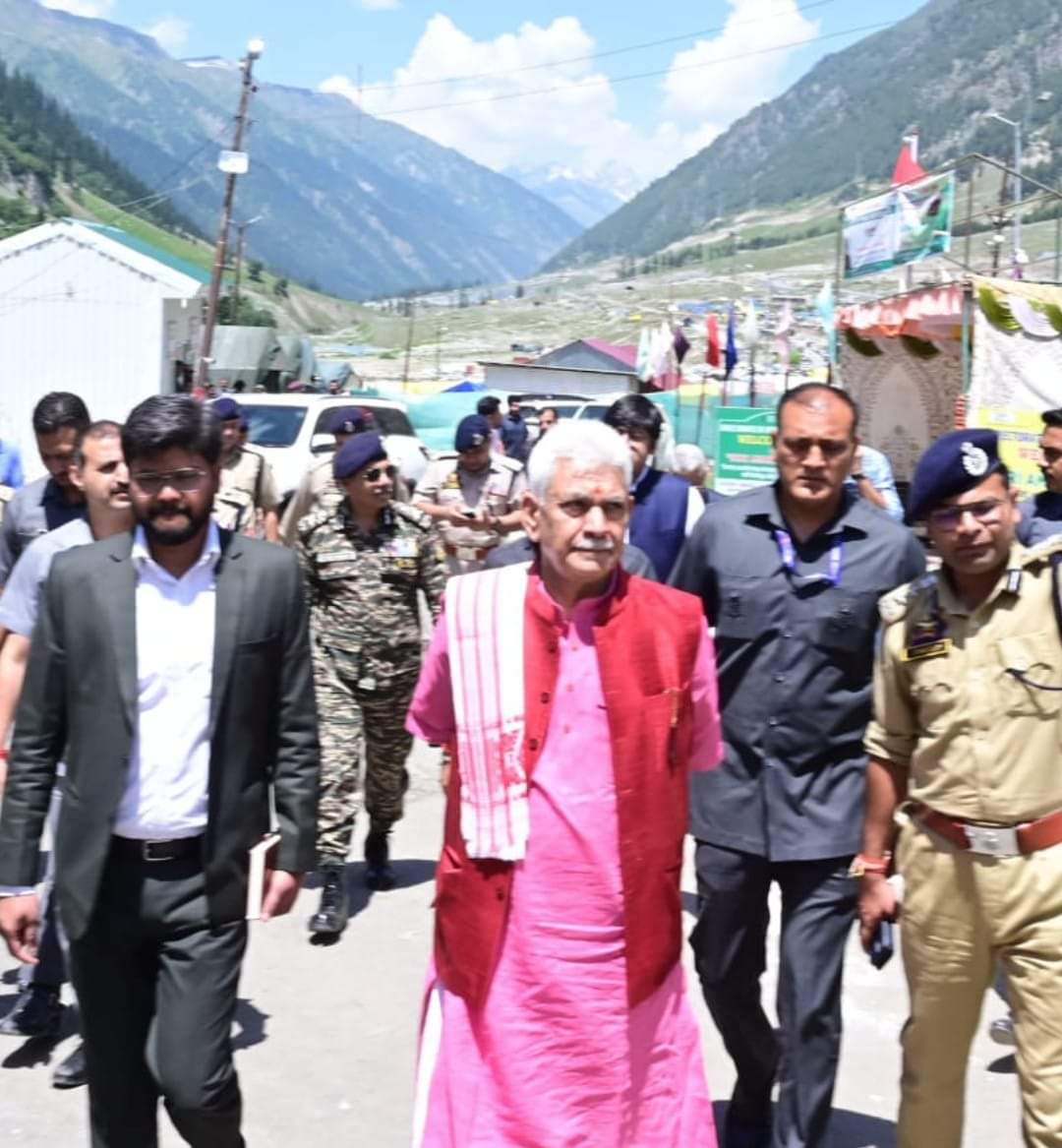 Lieutenant Governor Manoj Sinha inaugurates 100 bedded DRDO Hospital at Baltal Base camp