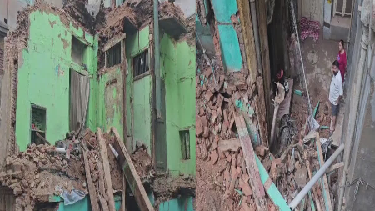 A 100-year-old building collapsed in Amritsar