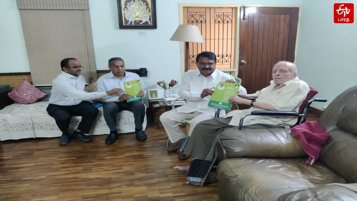 Telangana Agri minister visits chennai