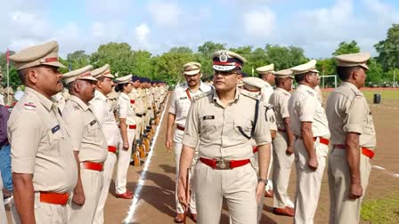 Raipur Range IG Arif hussain Shaikh Dhamtari Visit