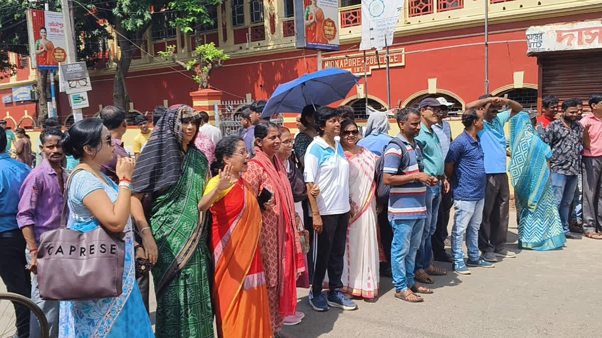 Teachers Blocked Road in Midnapore